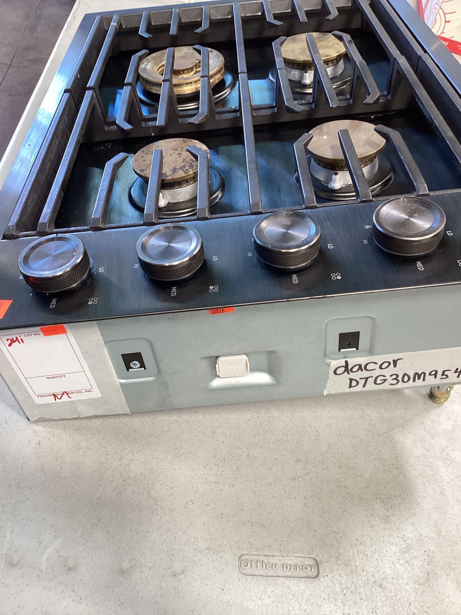 Dacor Contemporary 30 in Built-In Gas Cooktop w/SimmerSear, and Liquid Propane Convertible