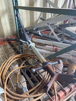 (4) Jack And Pipe Stands