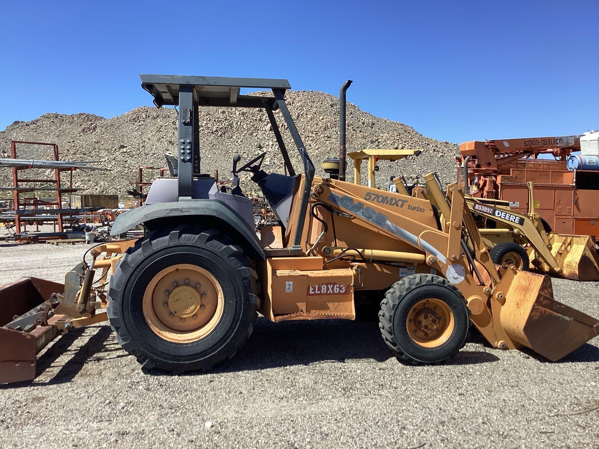 Case 570MXT 4WD Turbo Skip Loader