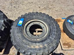 Commercial Truck Tire 385/65R22.5.