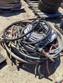 Pallet lot of assorted hoses