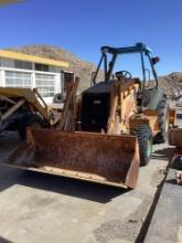 Case 570MXT 4WD Skip loader