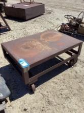 Steel rolling table