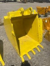 Large 36in. Excavator Bucket