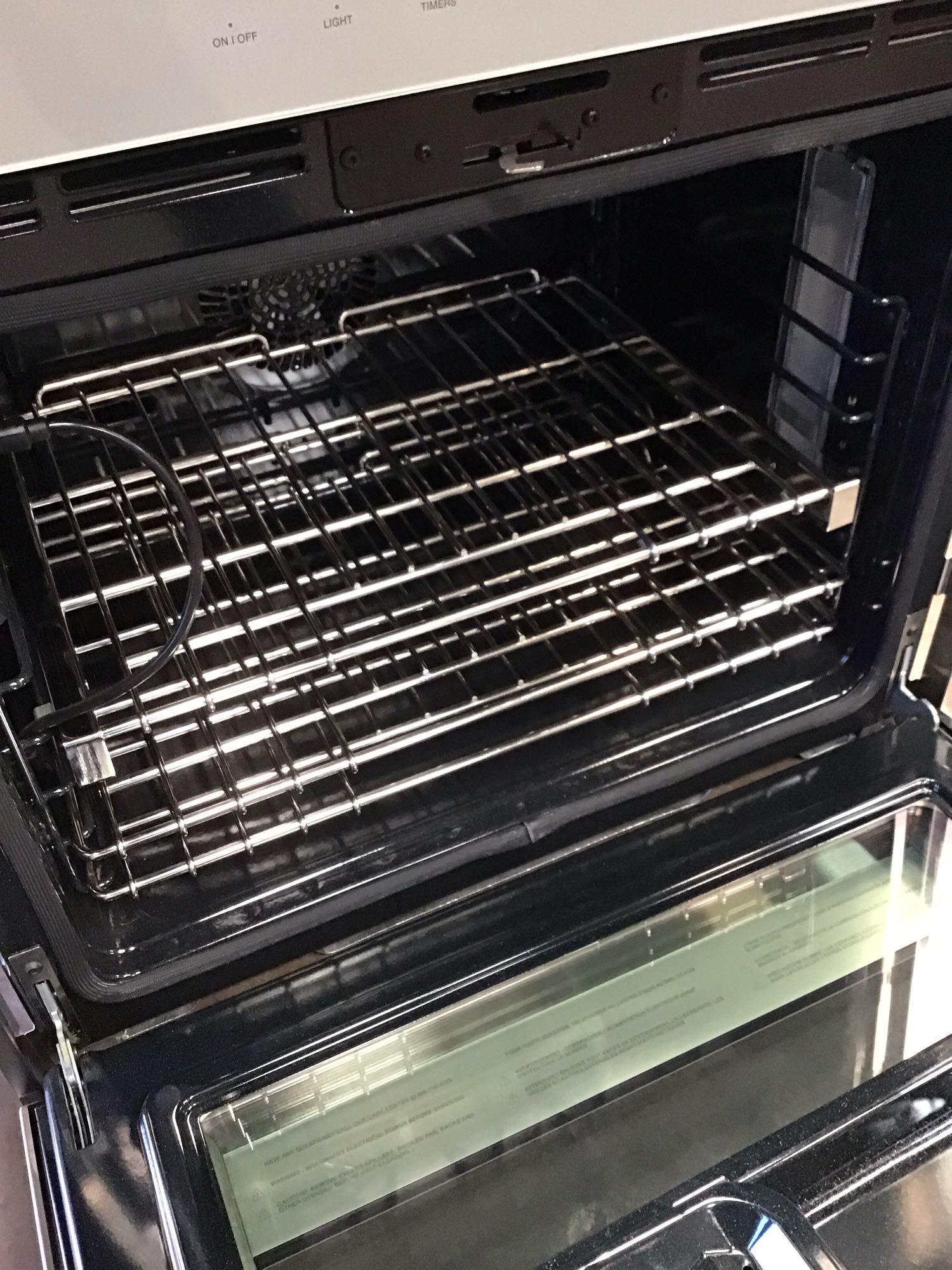 Thermador Masterpiece Series 30 in. Built-In Single Electric Convection Wall Oven with Wifi