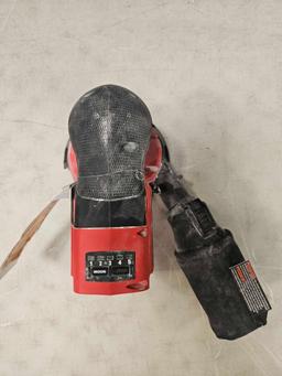 MILWAUKEE Orbital Sander