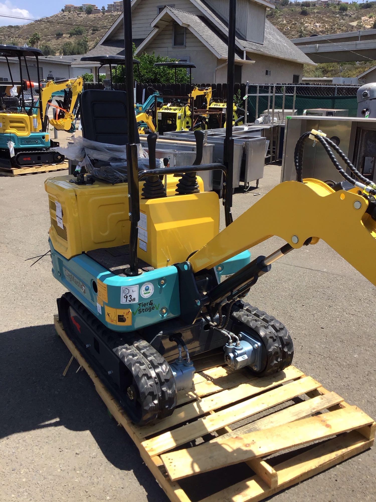 2024 BigMaster DM100 Mini Excavator