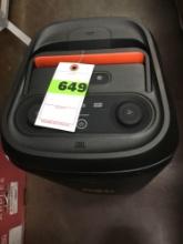 JBL BoomBox Pseakern