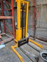 Uline Straddle Stacker