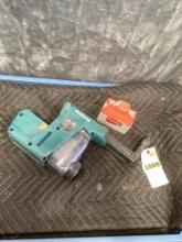 Makita DX06 Dust Extractor Attachment with HEPA Filter Cleaning Mechanism