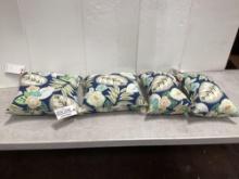 (Lot of 4) Outdoor Throw Pillows