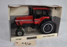 Ertl 1/16th Case/IH Magnum 7210 Tractor