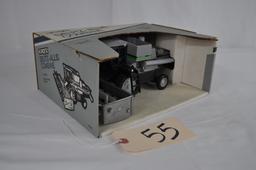 Ertl 1/32nd Deutz-Allis Gleaner L3 Combine