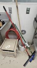 Hose reel, Hoses & Squeegees