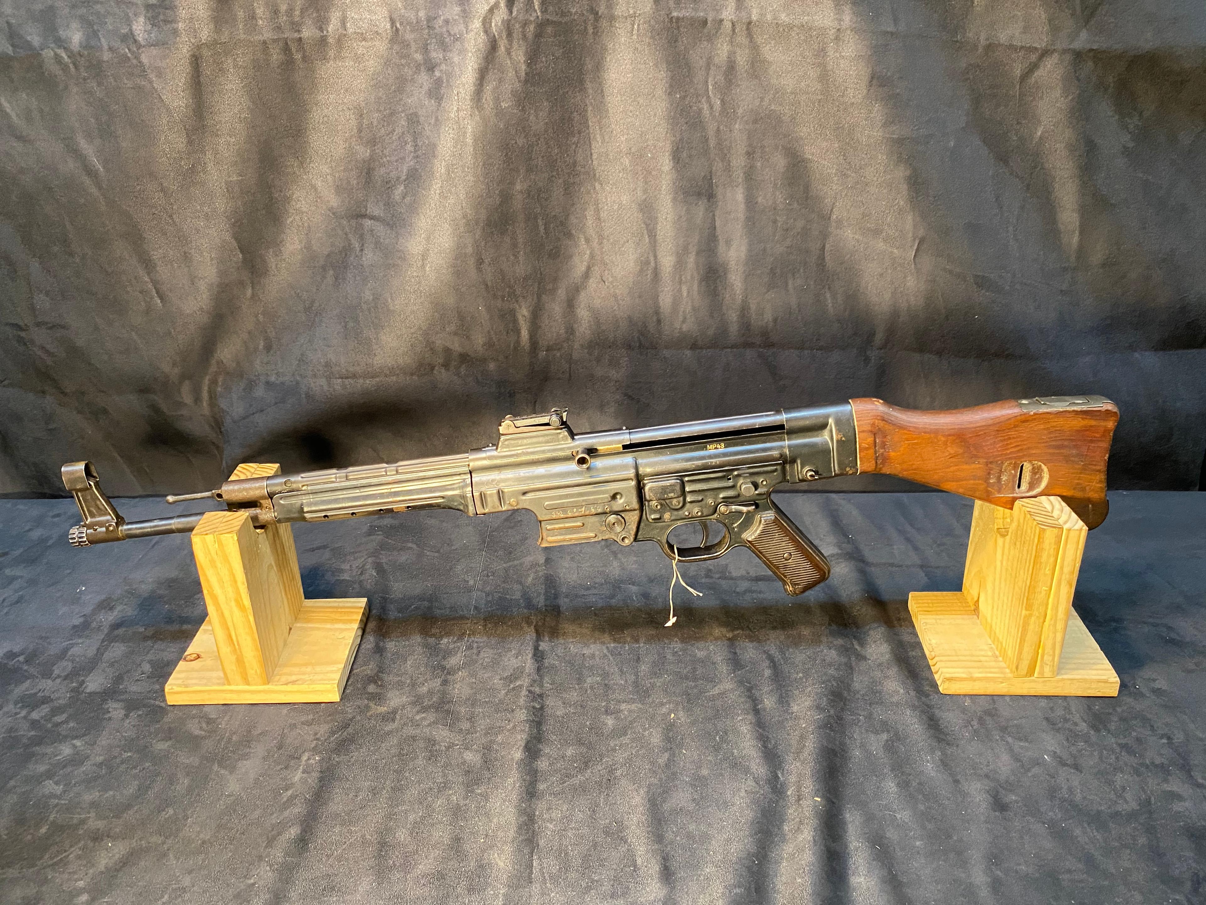 MP 43 Machine Gun