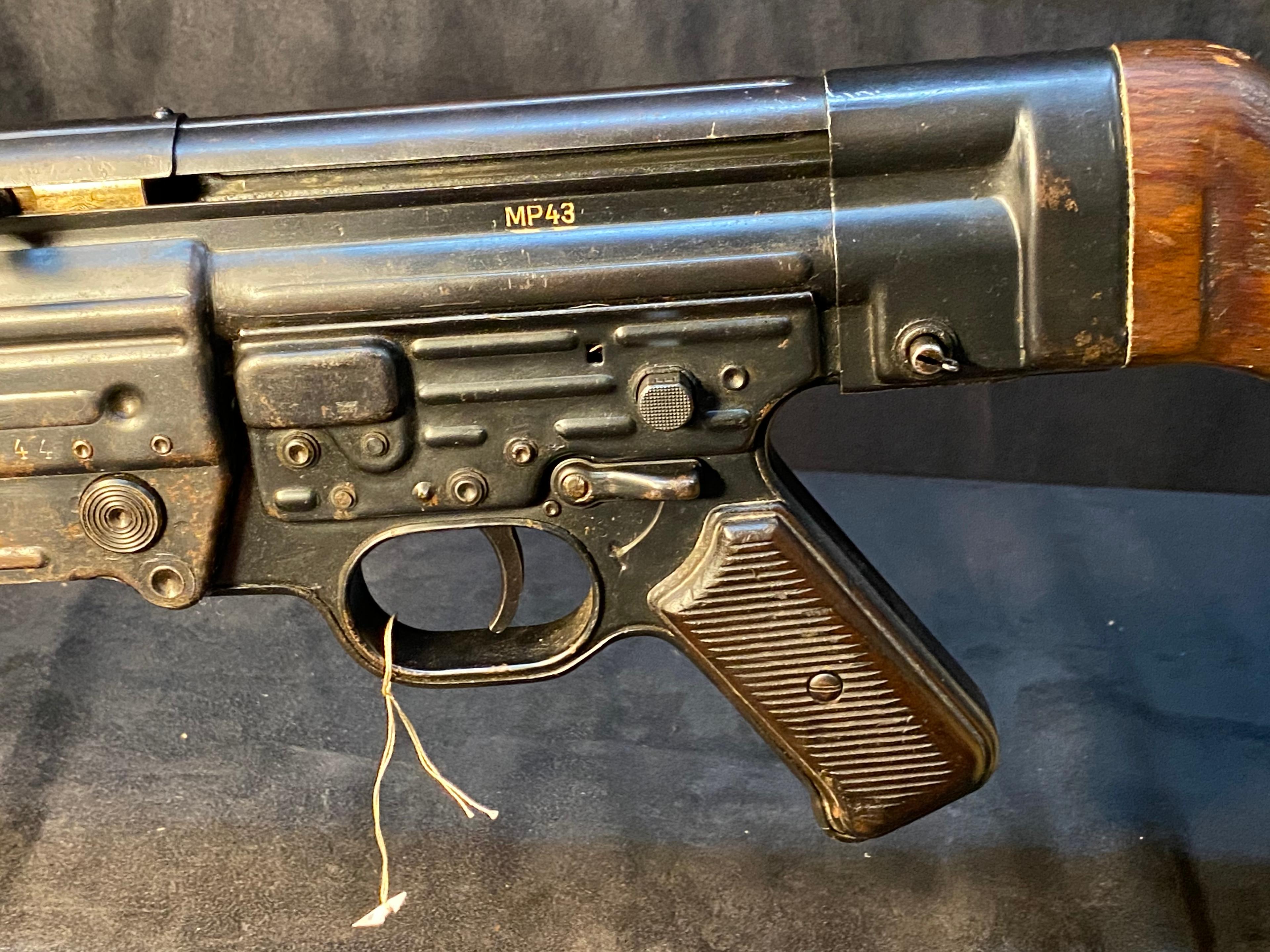 MP 43 Machine Gun