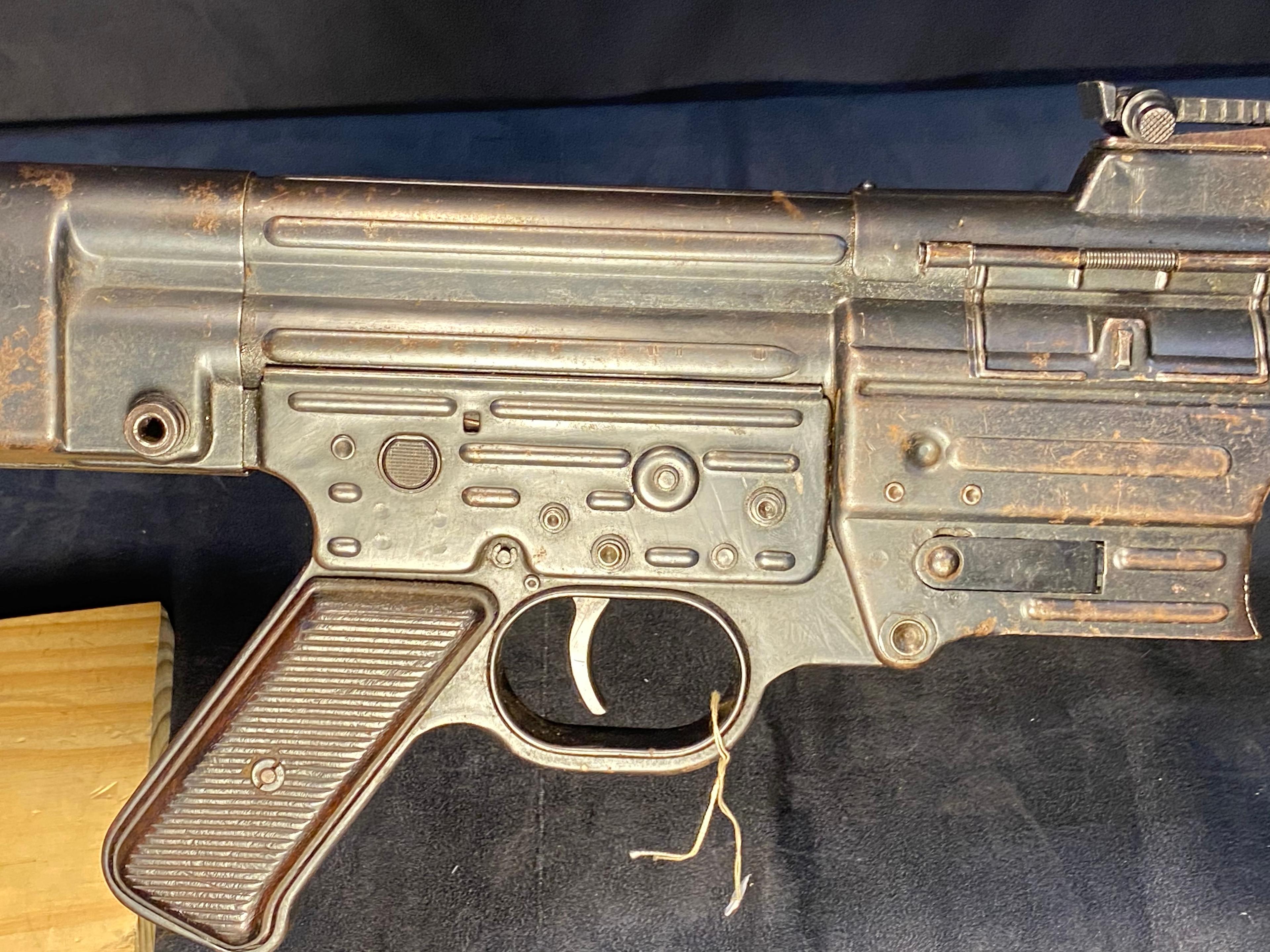 MP 43 Machine Gun