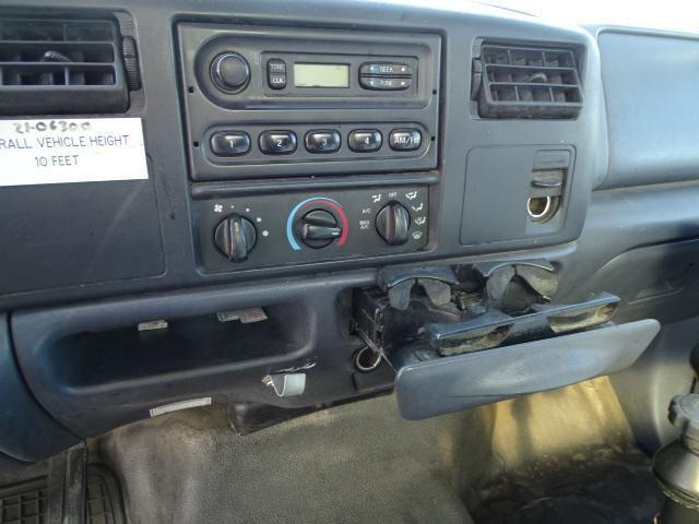 2000 FORD F450 XL Super Duty Hightop Utility Truck, 6.8L V8, Automatic, 8.5' Utility Box, Dually,