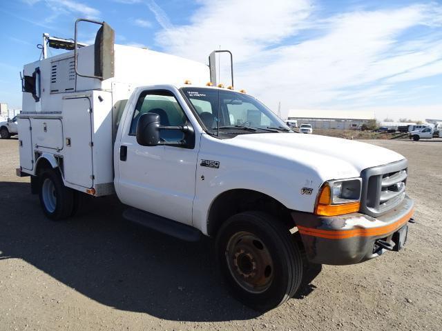 2000 FORD F450 XL Super Duty Hightop Utility Truck, 6.8L V8, Automatic, 8.5' Utility Box, Dually,
