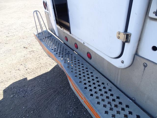 2000 FORD F450 XL Super Duty Hightop Utility Truck, 6.8L V8, Automatic, 8.5' Utility Box, Dually,