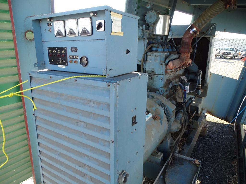 125KW Standby Generator, Cummins 6-Cylinder Gas Engine, Enclosure, Hour Meter Reads: 711, s/n: