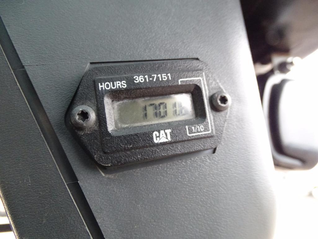 2013 Caterpillar 242B3 Skid Steer Loader, Auxiliary Hyrdraulics, Joystick Controls, 12-16.5 Tires,