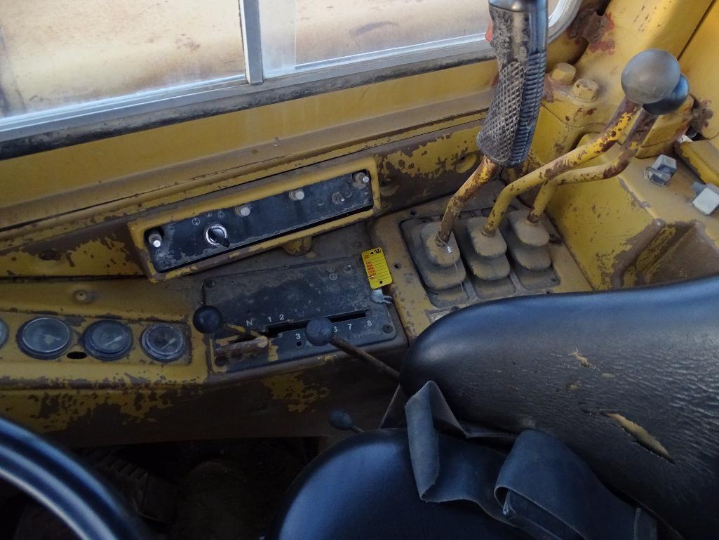 1988 Caterpillar 627E Motor Scraper, Twin Engine, Push/ Pull, 33.25-29 Tires, S/N: 6GB00676