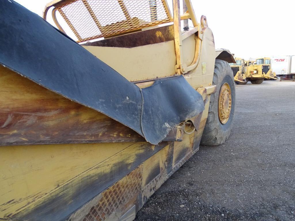1988 Caterpillar 627E Motor Scraper, Twin Engine, Push/ Pull, 33.25-29 Tires, S/N: 6GB00676