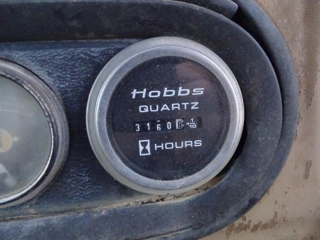 1990 Caterpillar 615C Paddle Scraper, 29.5-25 Tires, Hour Meter Reads: 3160, S/N: 5TF00338