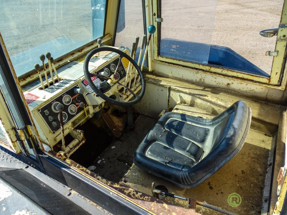 Bucyrus Erie 320-C Rough Terrain Crane, 16-Ton Capacity, 3-Stage Boom, 55' Reach, Detroit Diesel,