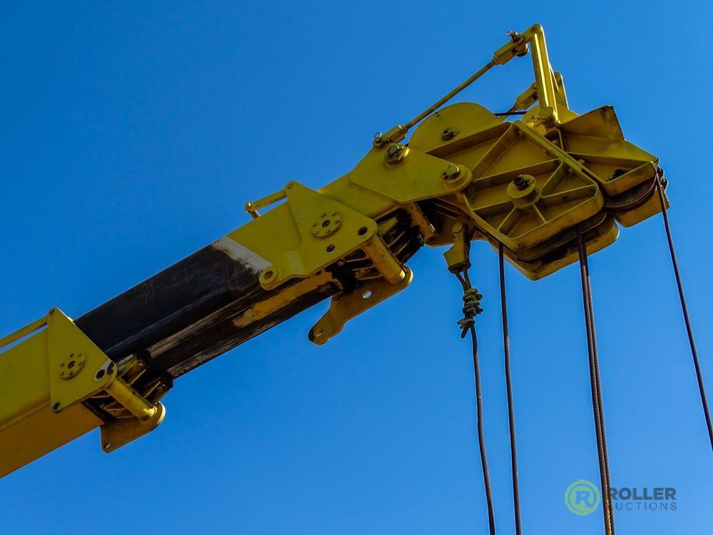 Bucyrus Erie 320-C Rough Terrain Crane, 16-Ton Capacity, 3-Stage Boom, 55' Reach, Detroit Diesel,