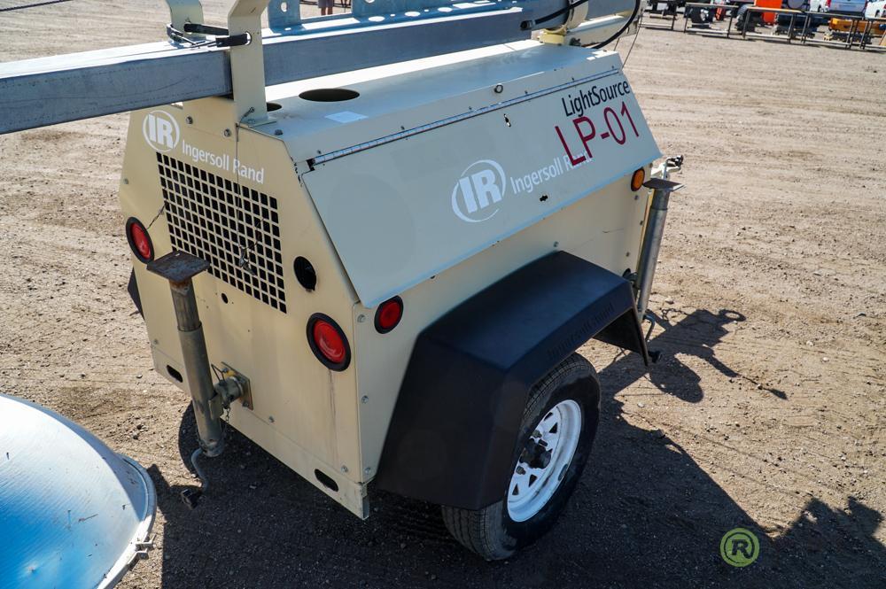 2007 Ingersoll Rand Towable Light Tower, Kubota 3-Cylinder Diesel, Pintle Hitch, Hour Meter Reads: