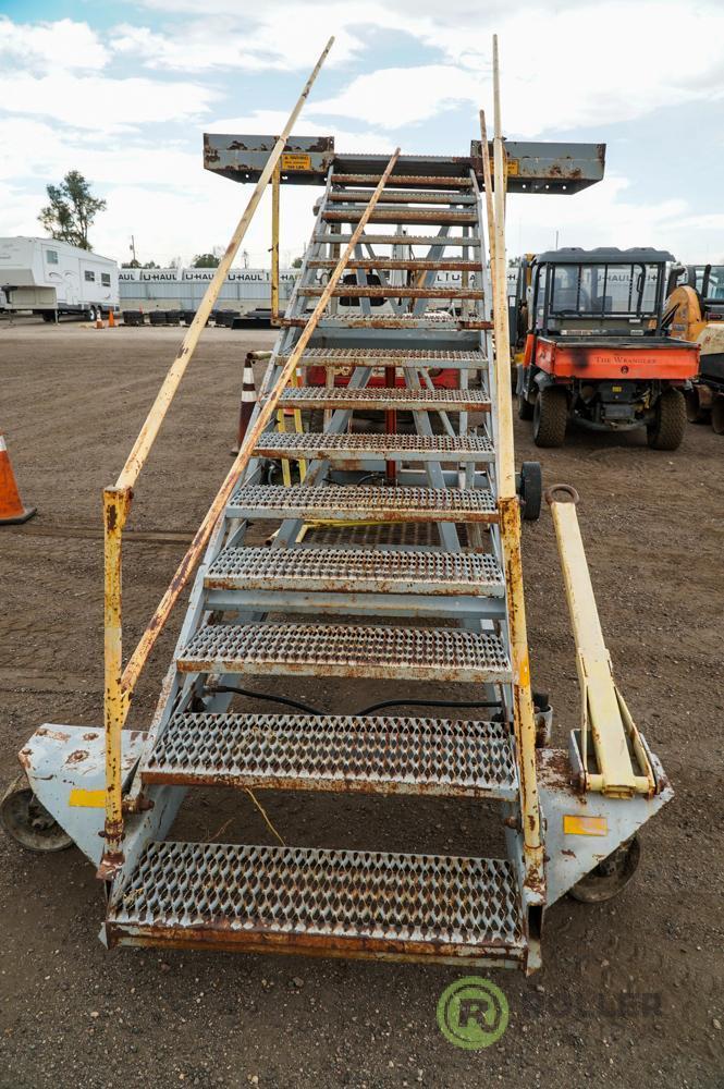 Wasp Aircraft Stairs, Hydraulic Adjustable
