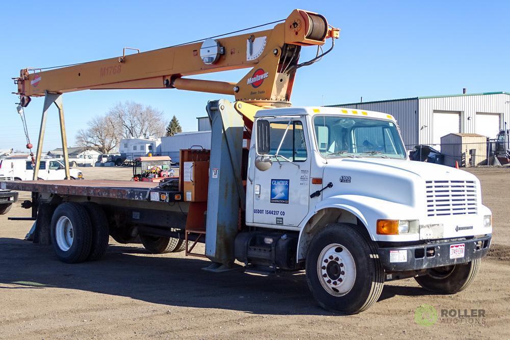 2001 INTERNATIONAL 4700 S/A Crane Truck, T444E Diesel, 6-Speed, Spring Suspension, Manitex M1768