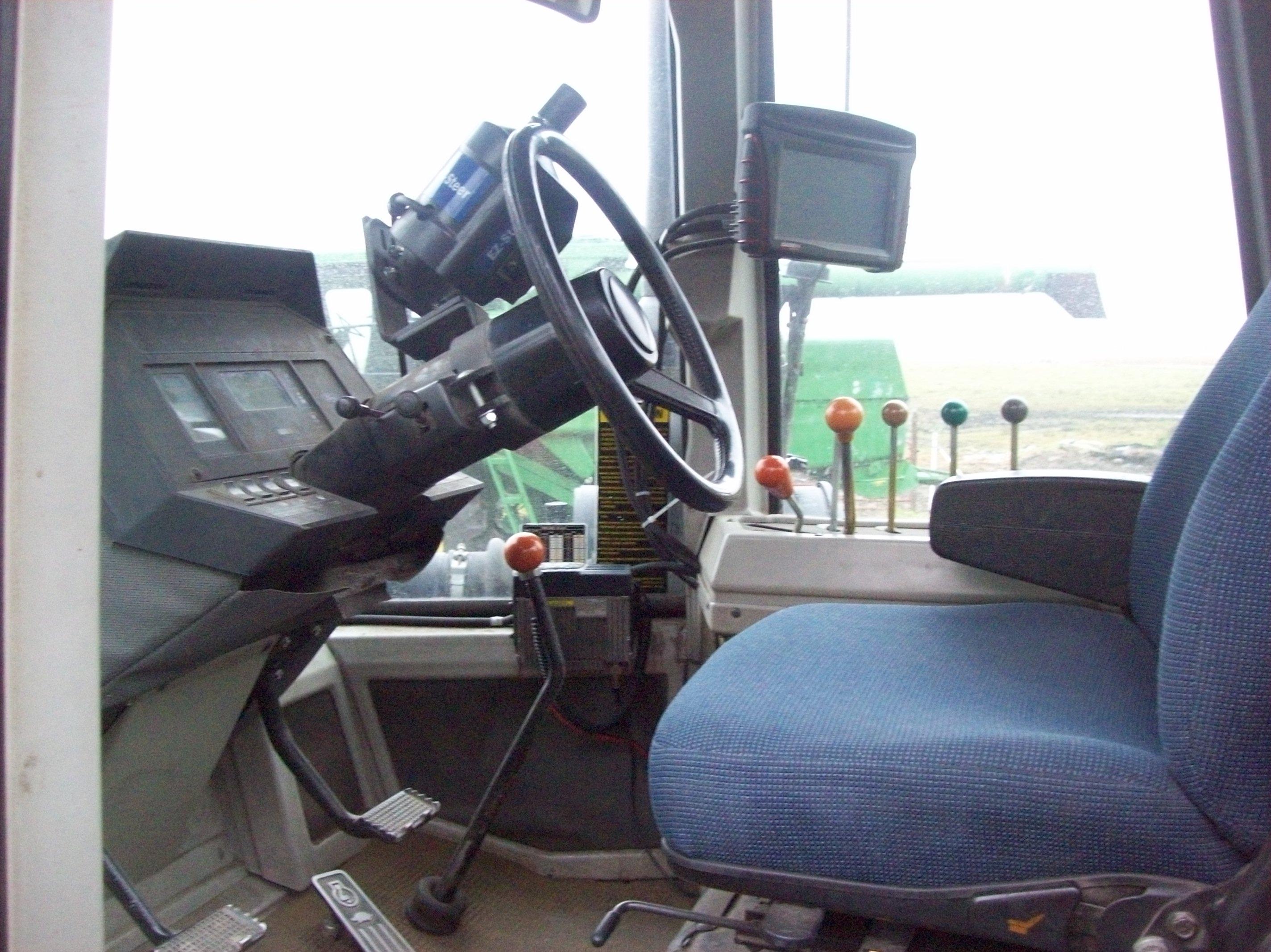 Ford Versatile 976 Destination 6