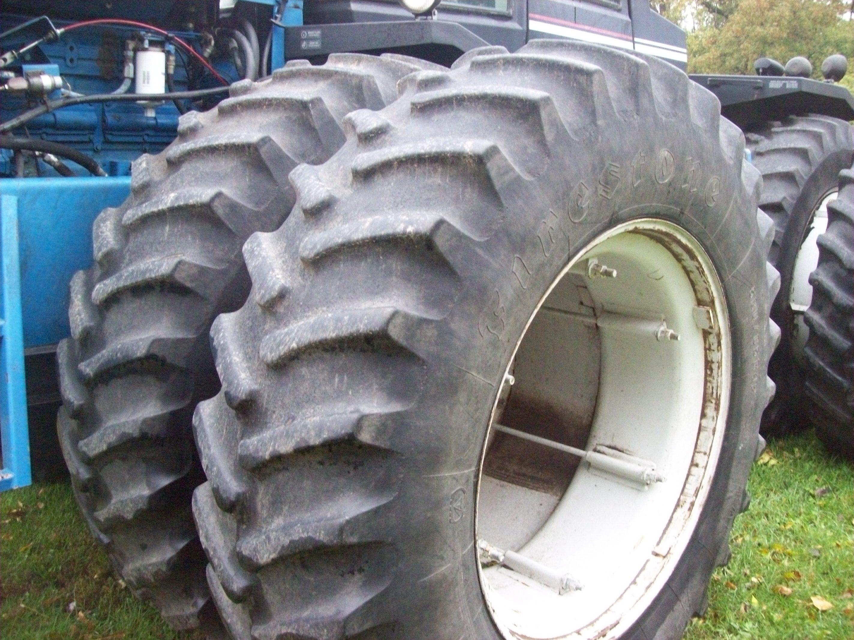 Ford Versatile 976 Destination 6