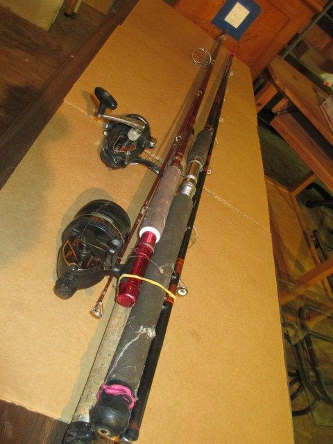 Bundle of Old Fishing Rods and Reels -> Will not be Shipped! <- con 752