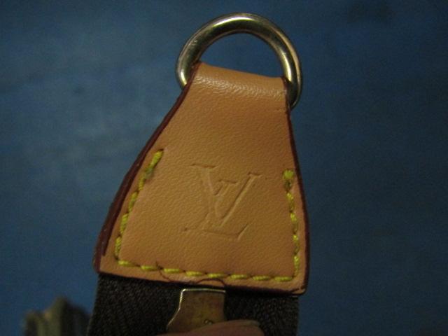 Louis Vitton Hand Bag - con 868
