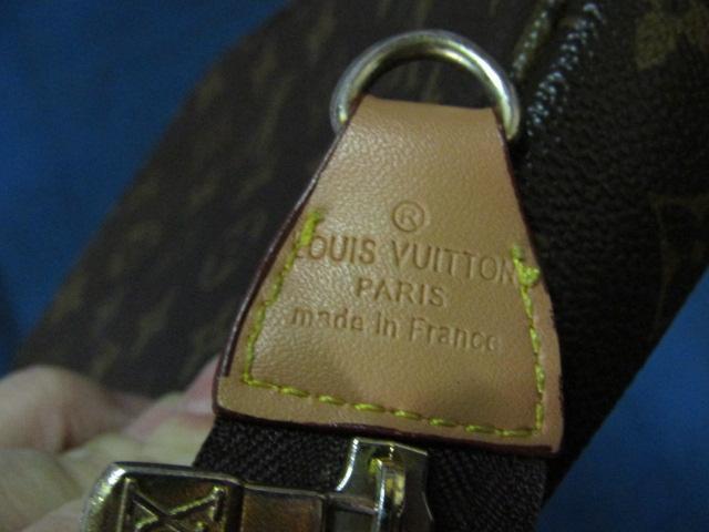 Louis Vitton Hand Bag - con 868