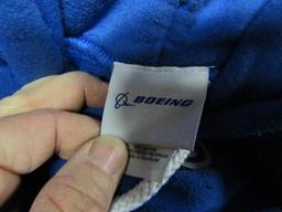 Boeing Sweater/Hoodie Size M - con 982