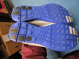 Nike - Size 9 - con 982