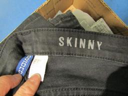 Five Pairs of Men's Pants - Size 32 - con 868