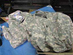 Two Summer BDU Shirts - New - Defender M - Size XL - con 3