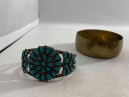 Four Bracelets - con 915