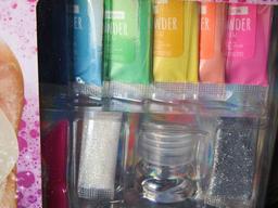 New - Sparkling Squishy Soap - con 982