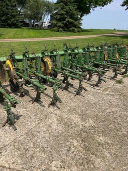 John Deere RG Cultivator