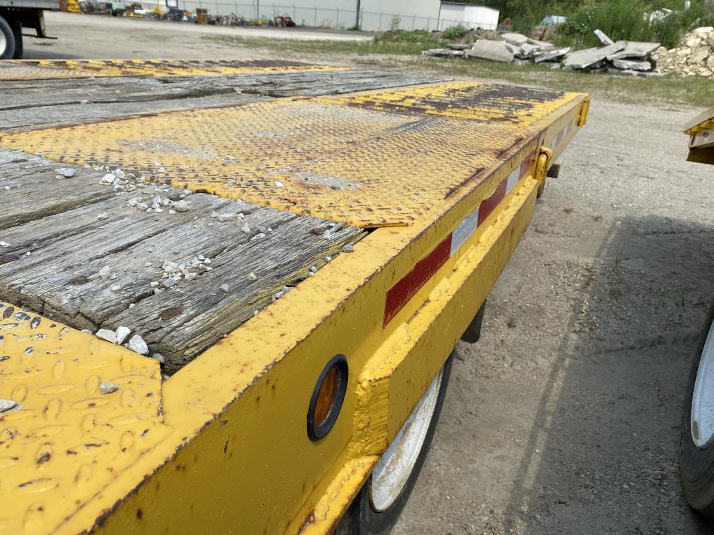 2006 Mustang Utility Trailer, BD 22 - 5K25, s/n 1C9NF25256S843001
