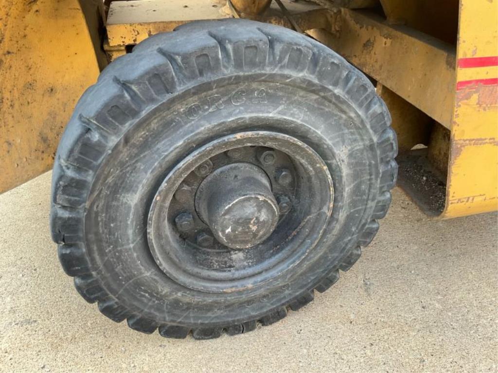 Forklift
