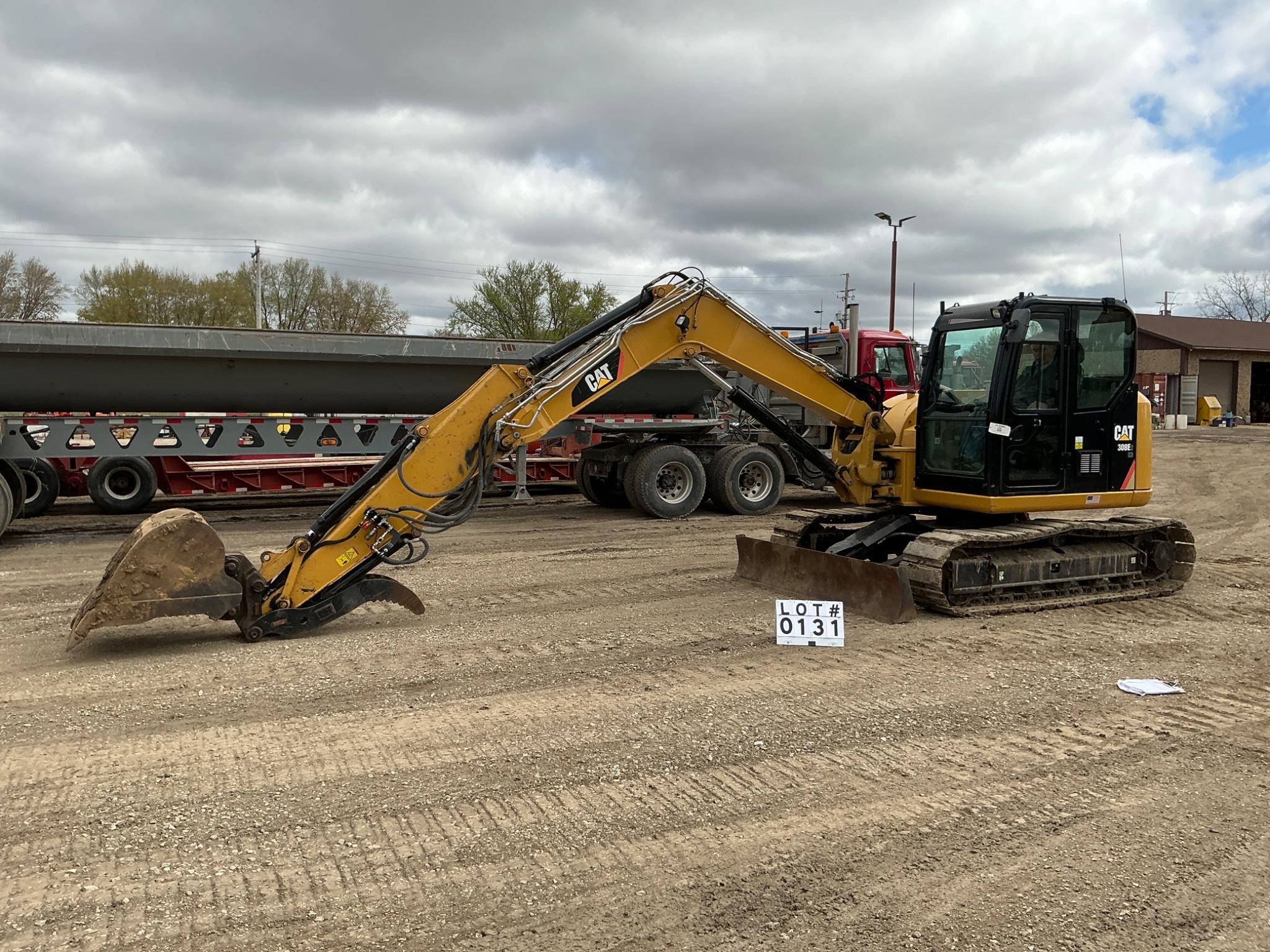 Midi excavator