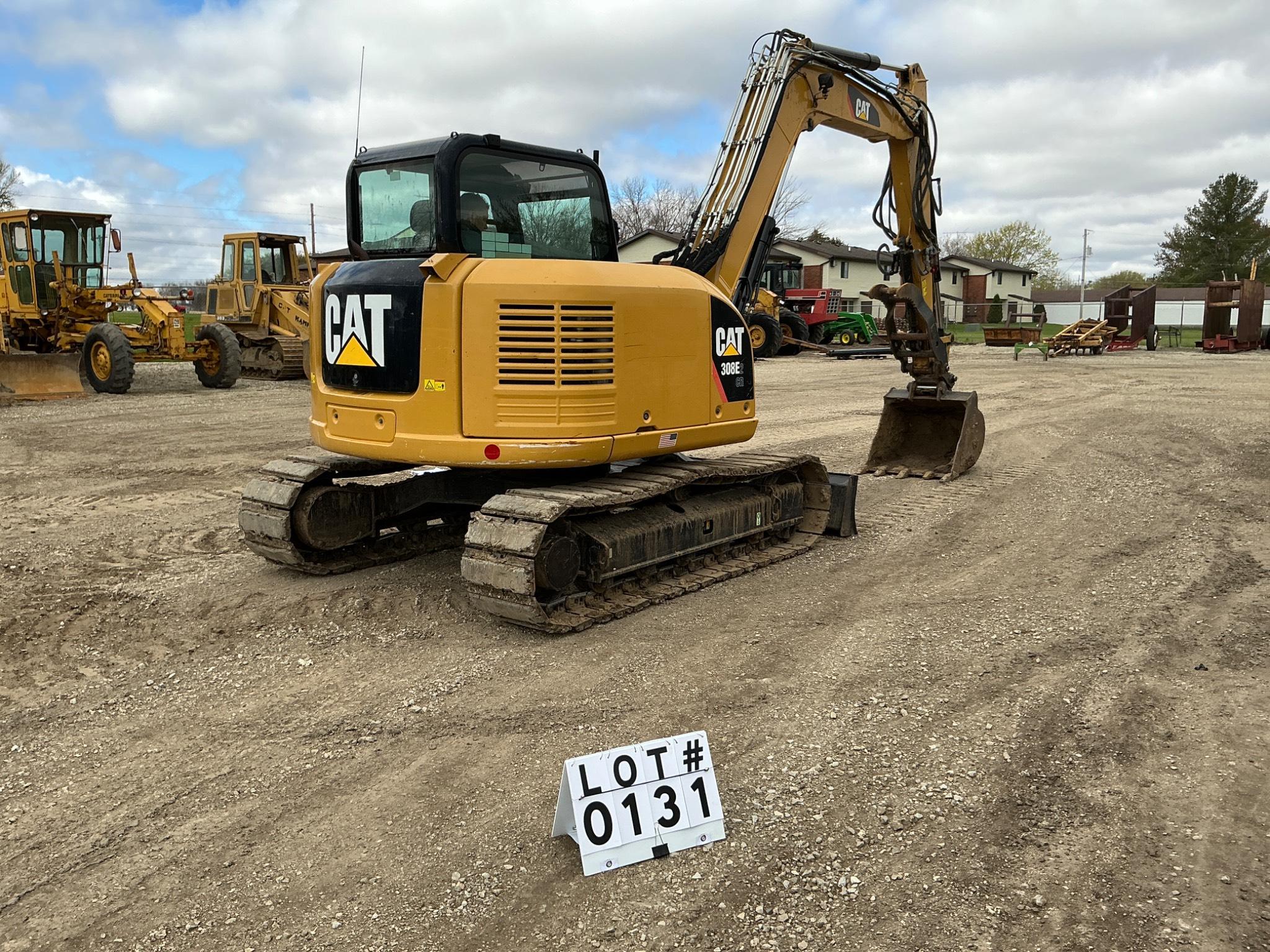 Midi excavator